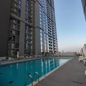 Apartment Beautiful 2 Bedroom Next To Business Bay - Sobha Creek Vista, Dubai