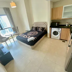 Apartment Cosy In Marina, Dubai
